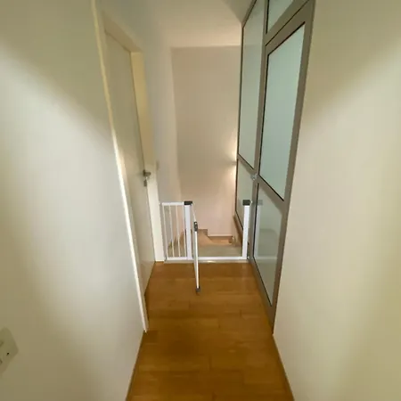 Apartment Pop's Pool Place